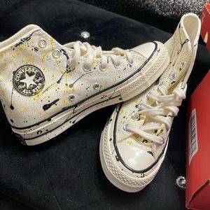 Brand new never converse, chalk, tailors women’s size 6 men’s size 4